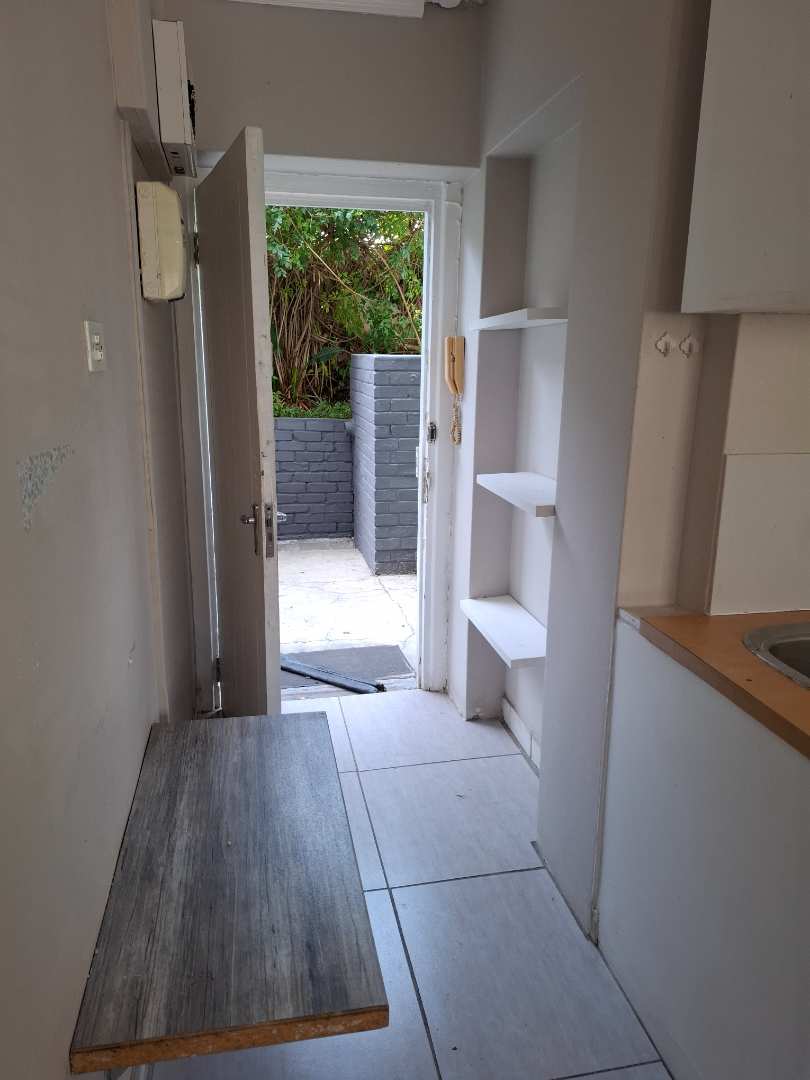 To Let 0 Bedroom Property for Rent in Green Point Western Cape